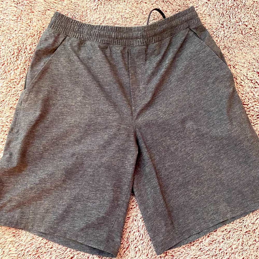 Mens lululemon athletic shorts 🩳